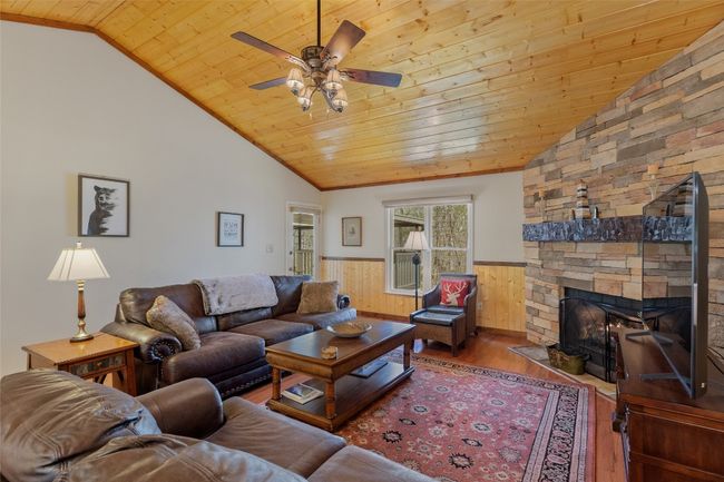 28 - 23 Dwarf Mountain Rd, Condo with 2 bedrooms, 2 bathrooms and null parking in Sapphire NC | Image 7
