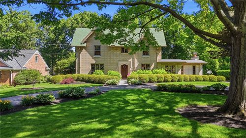 55 Park Rd, Oakwood, OH, 45419-3002 | Card Image