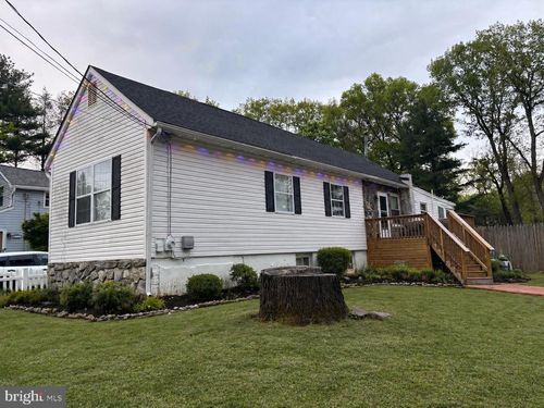 70 W 2nd Ave, PINE HILL, NJ, 08021-6103 | Card Image