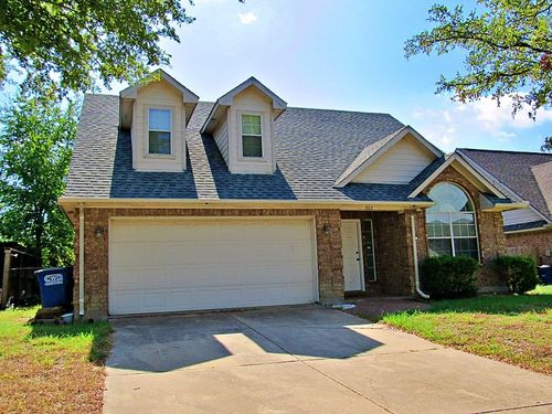 313 Timbercreek Ct, Princeton, TX, 75407-5738 | Card Image