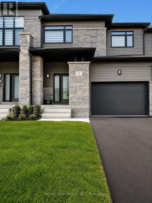 7 Federica Cres, Wasaga Beach, ON, L9Z0N5 | Card Image