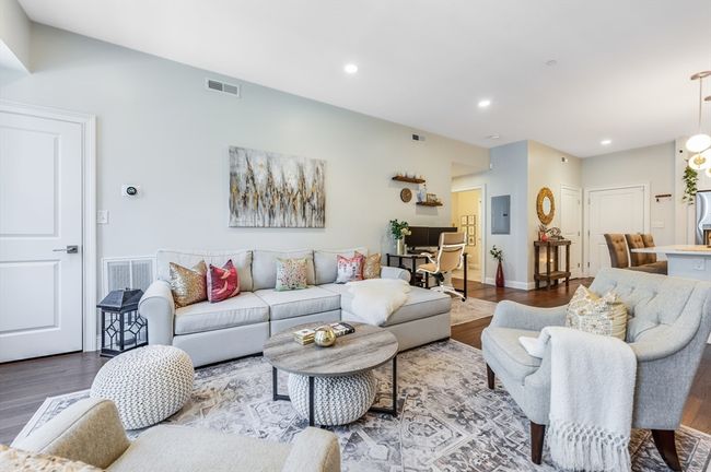 UNIT-311 - 170 W Broadway, Condo with 2 bedrooms, 2 bathrooms and null parking in Boston MA | Image 9