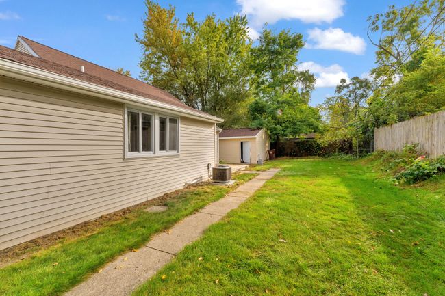 915 Brushwood Dr, House other with 3 bedrooms, 2 bathrooms and null parking in Wolverine Lake MI | Image 28