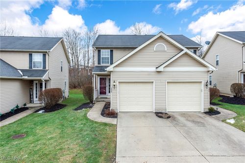 586 Birch Hill Drive, Medina, OH, 44256 | Card Image