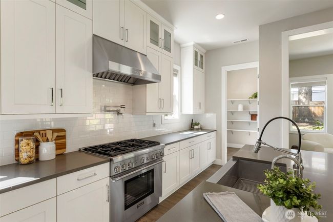 8784 Ne Winslow Grove Ct, House other with 4 bedrooms, 4 bathrooms and 2 parking in Bainbridge Island WA | Image 14