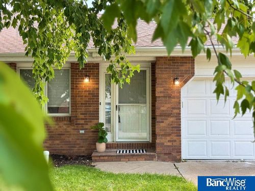 2847 Drake St, Lincoln, NE, 68516-2743 | Card Image