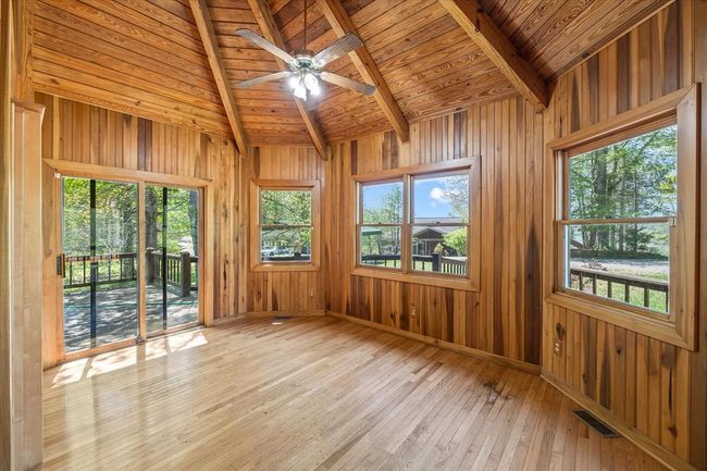 117 Falcon Dr, House other with 3 bedrooms, 3 bathrooms and 3 parking in Byrdstown TN | Image 11