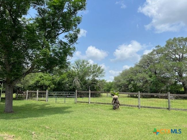 1037 Noll Rd, House other with 3 bedrooms, 3 bathrooms and null parking in Meyersville TX | Image 35