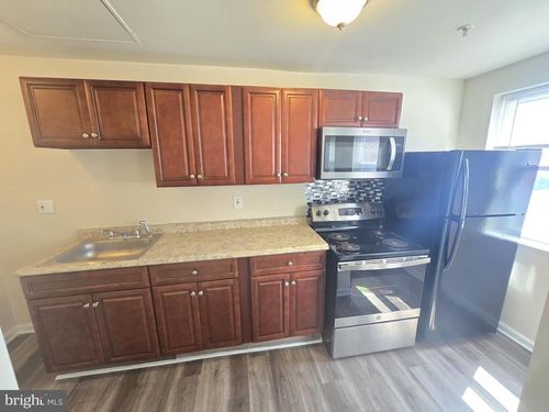 apt-112-317 E North Ave, BALTIMORE, MD, 21202-5914 | Card Image