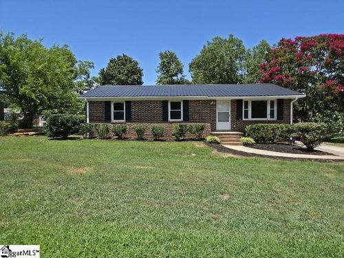 13 Prestbury Dr, Greenville, SC, 29605-6142 | Card Image