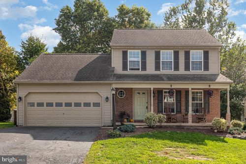 46 Manor Oaks Drive, MILLERSVILLE, PA, 17551 | Card Image