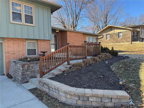 1308 Baltimore St, Pleasant Hill, MO, 64080-1530 | Card Image