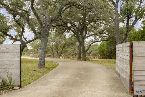 8075 Mount Sharp Road, Wimberley, TX, 78676 | Card Image