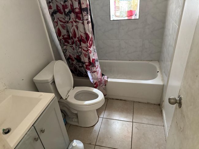 3271 Nw 18 Th St, House other with 4 bedrooms, 1 bathrooms and null parking in Lauderhill FL | Image 7
