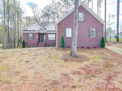 725 Granna Ln, Lancaster, SC, 29720-0142 | Card Image