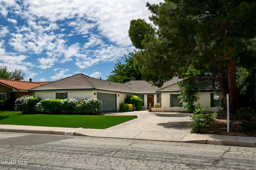43037 Sachs Drive, Lancaster, CA, 93536 | Card Image