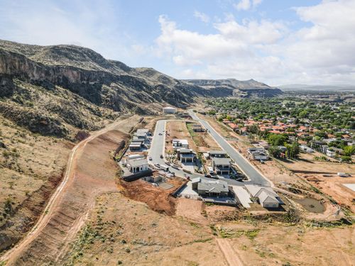 426 N 200 E, La Verkin, UT, 84745-1208 | Card Image