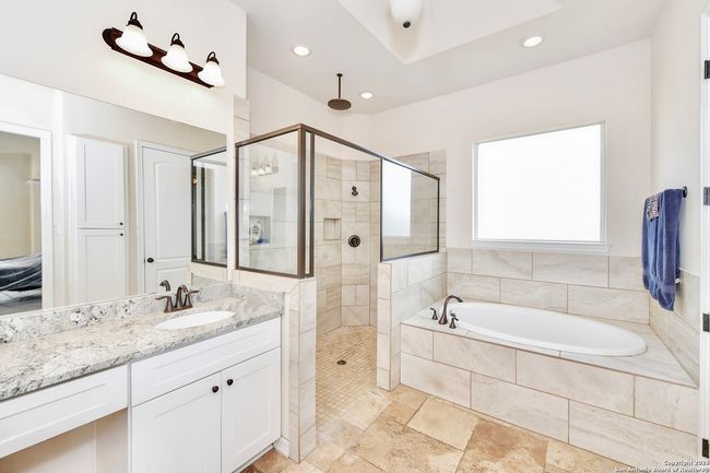 521 Saxet Trl, House other with 3 bedrooms, 2 bathrooms and null parking in Spring Branch TX | Image 18