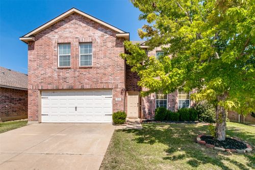 1629 Quails Nest Dr, Fort Worth, TX, 76177-7543 | Card Image