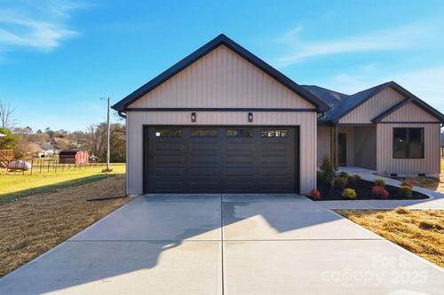 222 River Hill Rd, Statesville, NC, 28625-9101 | Card Image