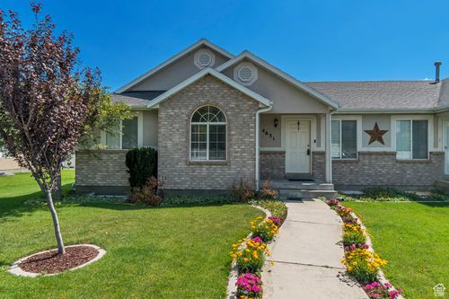 4631 Harvey Blvd, Cedar Hills, UT, 84062-8611 | Card Image