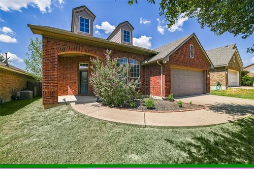 11716 Larch Valley Dr, Austin, TX, 78754-5844 | Card Image