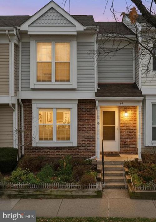 47 Essex Sq, STERLING, VA, 20164-3228 | Card Image