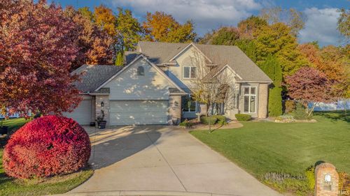 14475 Worthington Dr, Granger, IN, 46530-8292 | Card Image