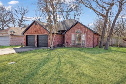 1413 Pecan Creek Dr, Farmersville, TX, 75442-2902 | Card Image