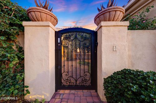 13515 W Figueroa Dr, Sun City West, AZ, 85375-2383 | Card Image