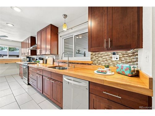 260 Pierce St, Lakewood, CO, 80226-1774 | Card Image