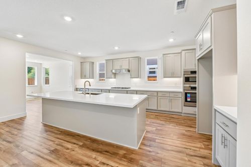 2350 Briar Meadow Cir, Auburn, CA, 95603-2004 | Card Image