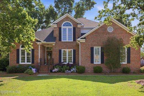 321 Mary Beth Dr, Greenville, NC, 27858-8119 | Card Image