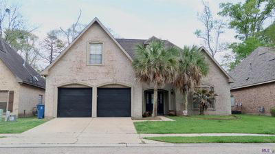 3021 Grassy Lake Dr, House other with 3 bedrooms, 2 bathrooms and null parking in Baton Rouge LA | Image 1