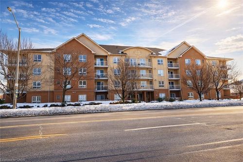310-4450 Fairview St, Burlington, ON, L7L7K7 | Card Image