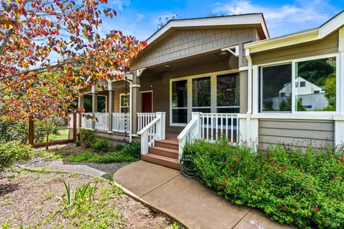 109 Rose Lane, St. Helena, CA, 94508 | Card Image