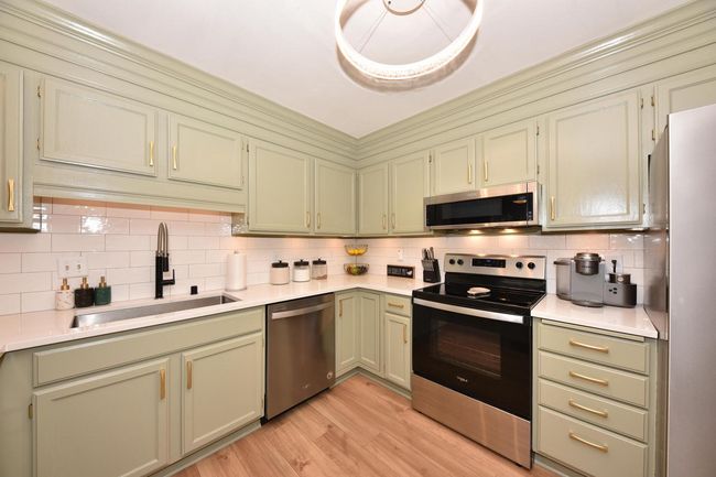 3-A - 724 Worthington Court, Condo with 2 bedrooms, 2 bathrooms and null parking in West Bend WI | Image 10