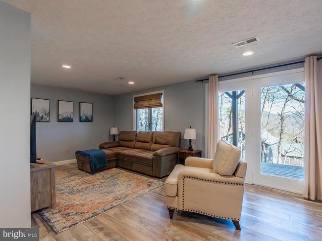 160 Wilson Way, House other with 4 bedrooms, 4 bathrooms and null parking in MCGAHEYSVILLE VA | Image 56