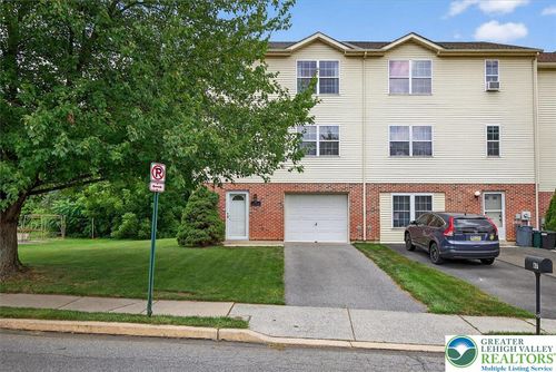 65 E 2nd St, Alburtis, PA, 18011-5001 | Card Image