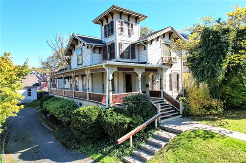 135 Hudson St, Ithaca, NY, 14850-5760 | Card Image