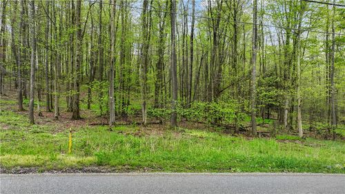 4 S Peninsula Dr, Central City, PA, 15926 | Card Image