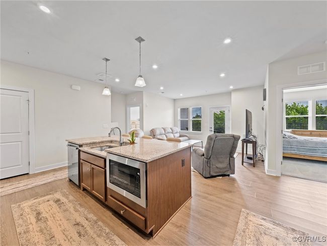 APT-104 - 3700 Maze Runner Dr, Condo with 2 bedrooms, 2 bathrooms and null parking in Midlothian VA | Image 9