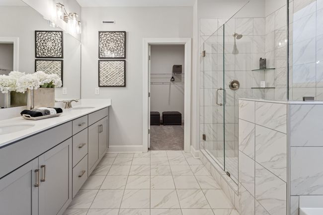 Photos are of another home. Options and colors may vary. | Image 24