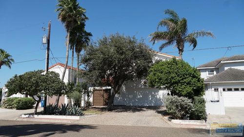 1810 N Shore Dr, Port Isabel, TX, 78578-4621 | Card Image