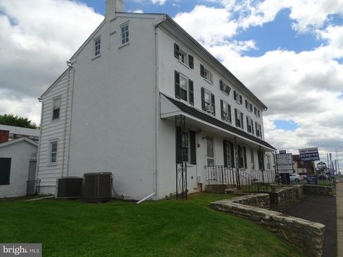 1-front-building-349 Bustleton Pike, FEASTERVILLE TREVOSE, PA, 19053-6483 | Card Image