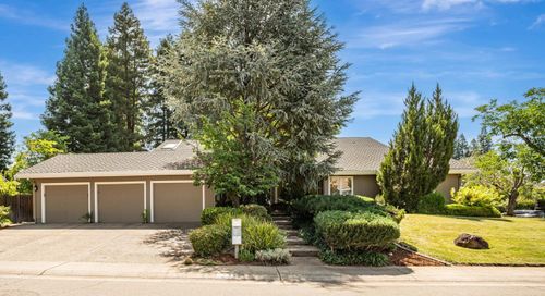 1744 Haggin Grove Way, Carmichael, CA, 95608-5955 | Card Image