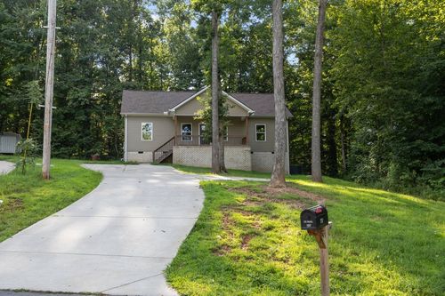 537 Lewis Ln, Charlotte, TN, 37036-2006 | Card Image