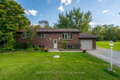 25 Emily Manor Dr, House other with 3 bedrooms, 2 bathrooms and 7 parking in Omemee ON | Image 1