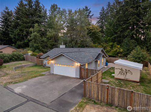 1920 Burbank Ave Nw, Olympia, WA, 98502-4227 | Card Image