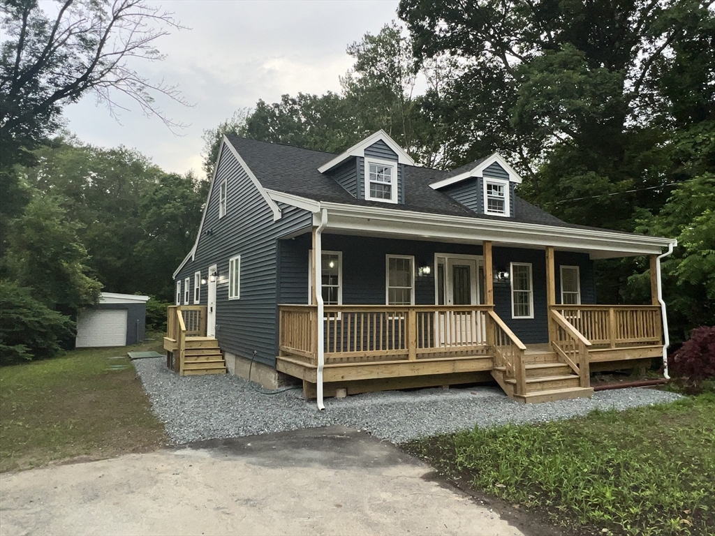 Dean St, Norton, MA 02766